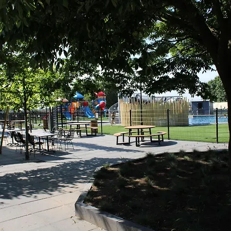 Modern With A Dishwasher In Alpehytte *