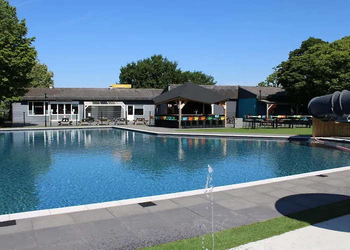 Modern With A Dishwasher In * Lathum