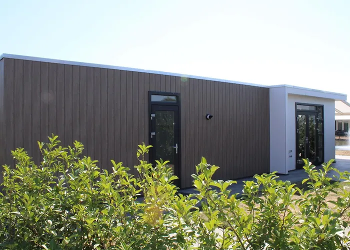 Modern With A Dishwasher In