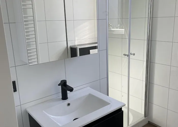 Modern With A Dishwasher In Lathum